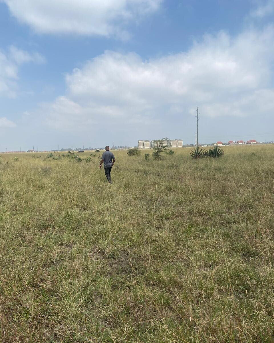 50x100 Plot Under 2.5M
