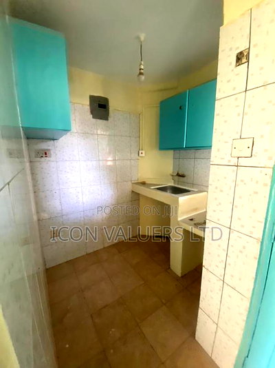 1bdrm Apartment in Nyayo Highrise for rent - Image 1