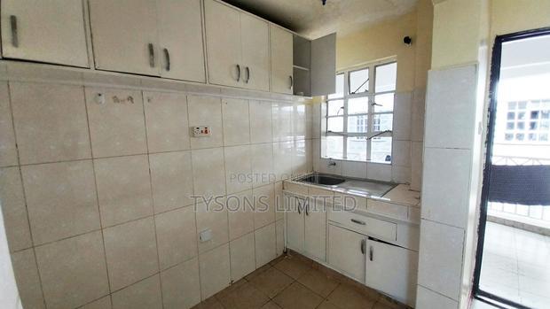 2bdrm Block of Flats in Nairobi West, Madaraka for sale
