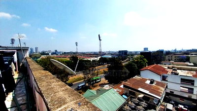 2bdrm Block of Flats in Nairobi West, Madaraka for sale - Image 10