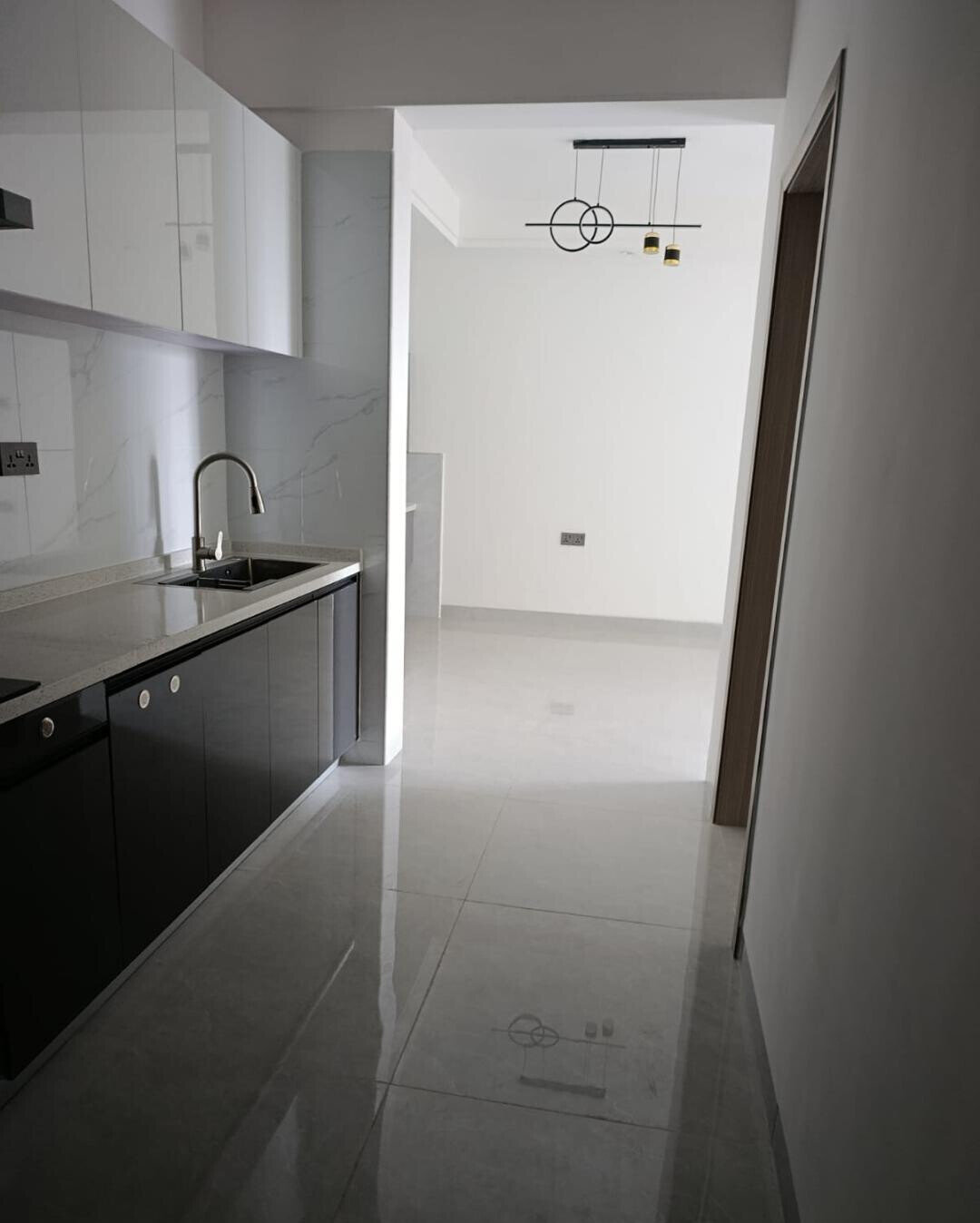 1BR with Heated Pool & Rooftop Coffee Bar - Kilimani