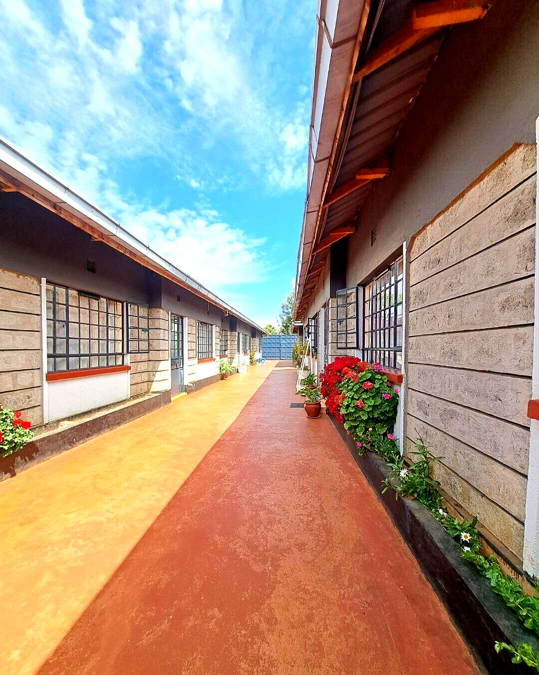 Cozy 2BR Bungalow at KSh 35K