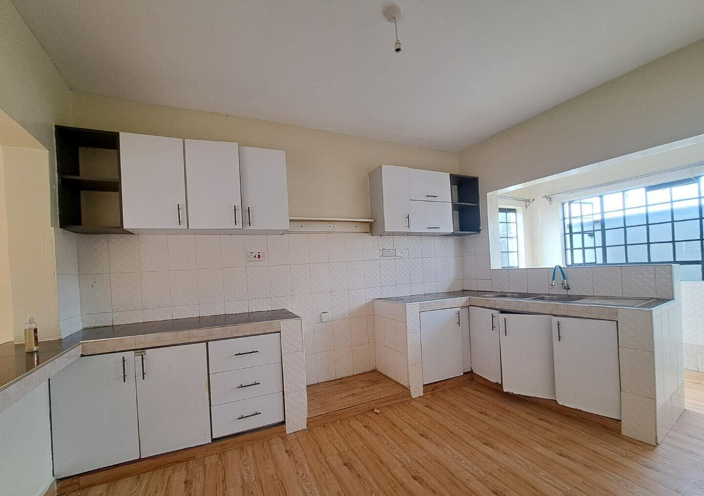 Cozy 2BR Bungalow at KSh 35K