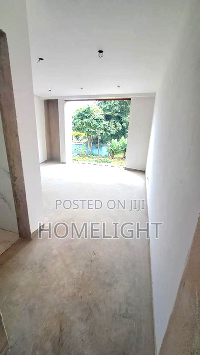 5bdrm Villa in Lavington for sale - Image 9