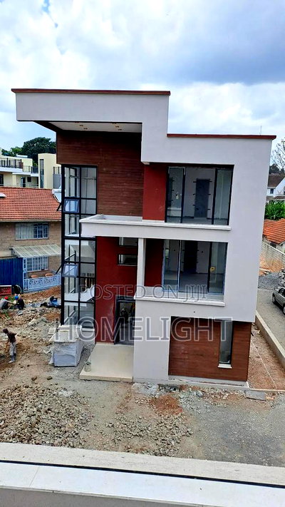 5bdrm Villa in Lavington for sale - Image 7