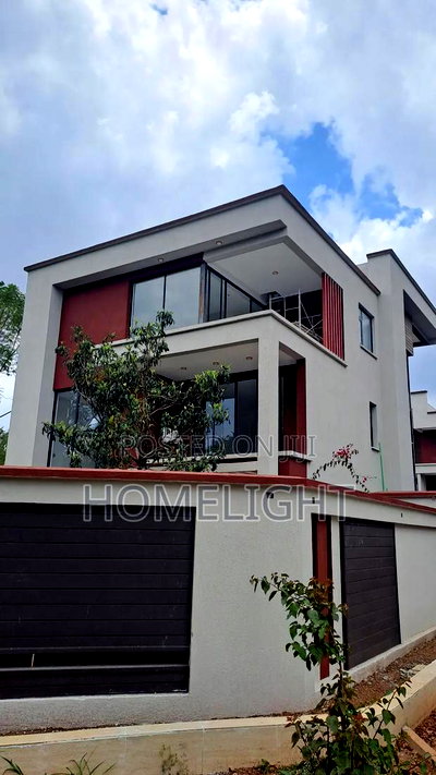 5bdrm Villa in Lavington for sale - Image 3