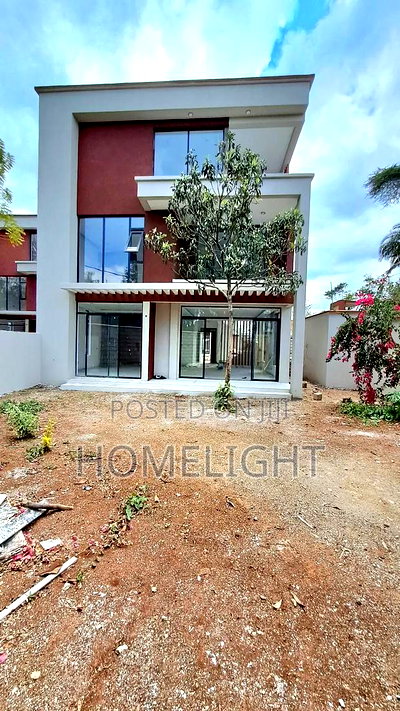 5bdrm Villa in Lavington for sale - Image 8