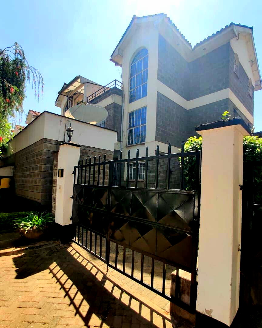 5BR Townhouse with DSQ & Pantry – Garden Estate, Nairobi