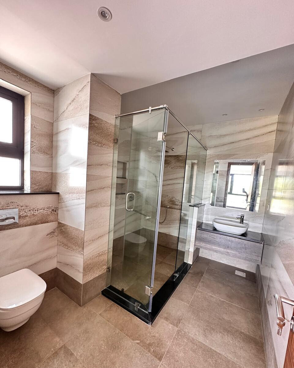 5 En-Suite Townhouse with Lift & Borehole - Kitisuru