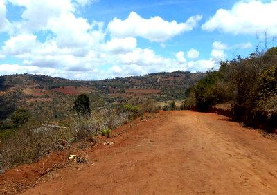 2-Acre Garden Plot with Parking in Mua
