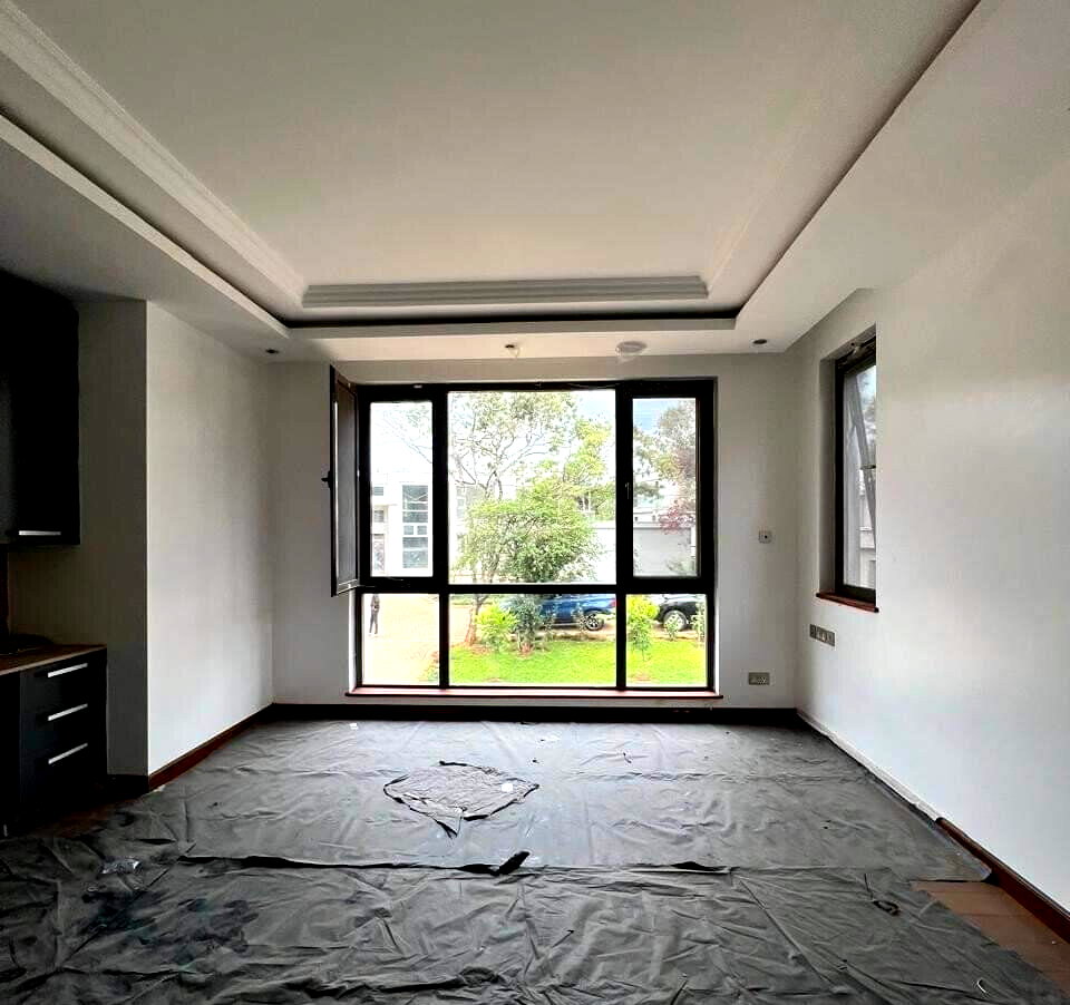 8-Ensuite Villa with Private & Common Pools – Hardy, Karen