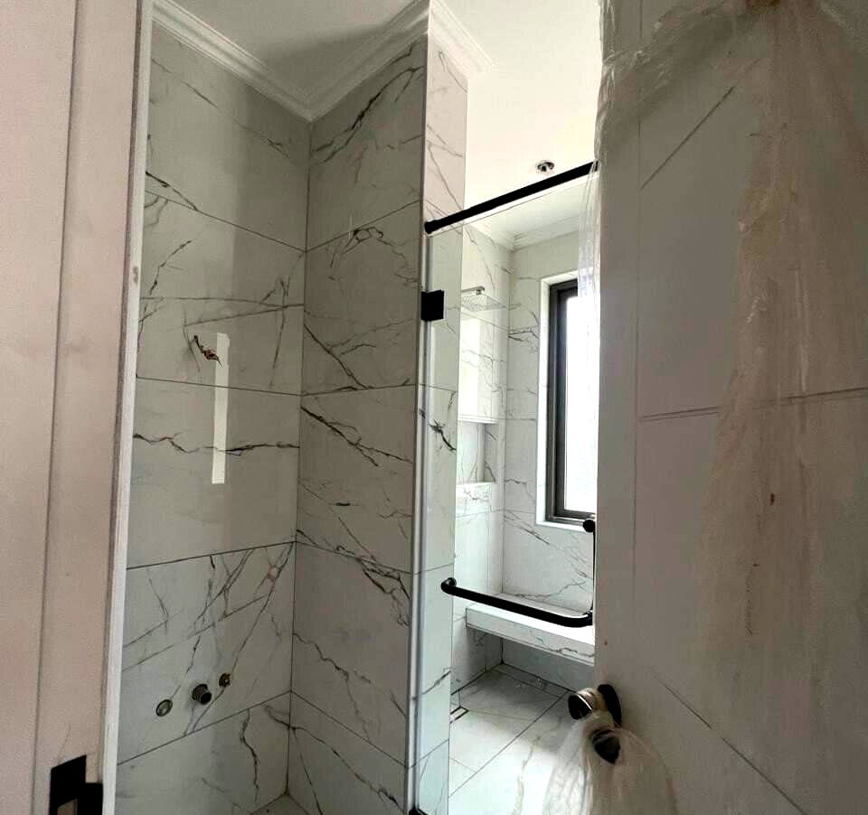 8-Ensuite Villa with Private & Common Pools – Hardy, Karen
