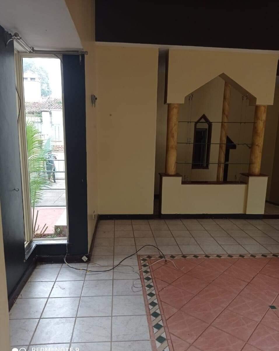 4BR Villa with Pool & Mature Garden - Kilimani