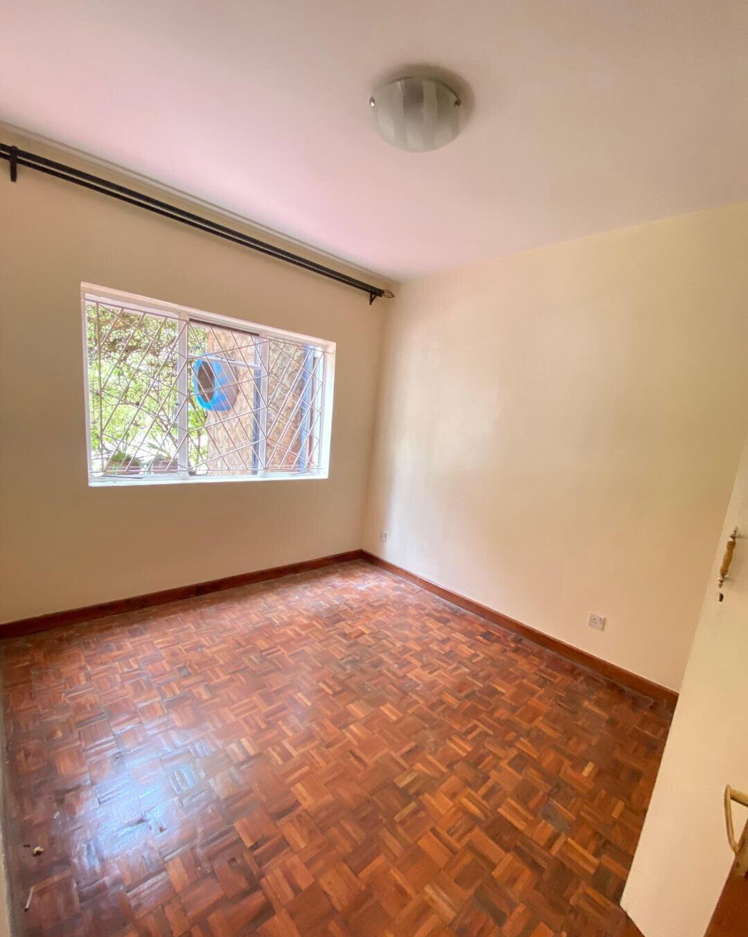 Executive 4BR Townhouse with Backyard & Ample Parking - Kilimani