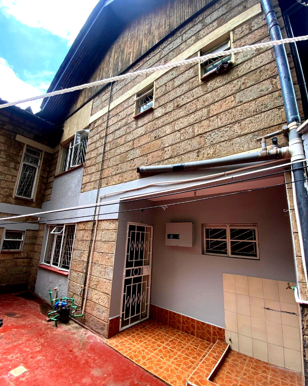 Executive 4BR Townhouse with Backyard & Ample Parking - Kilimani