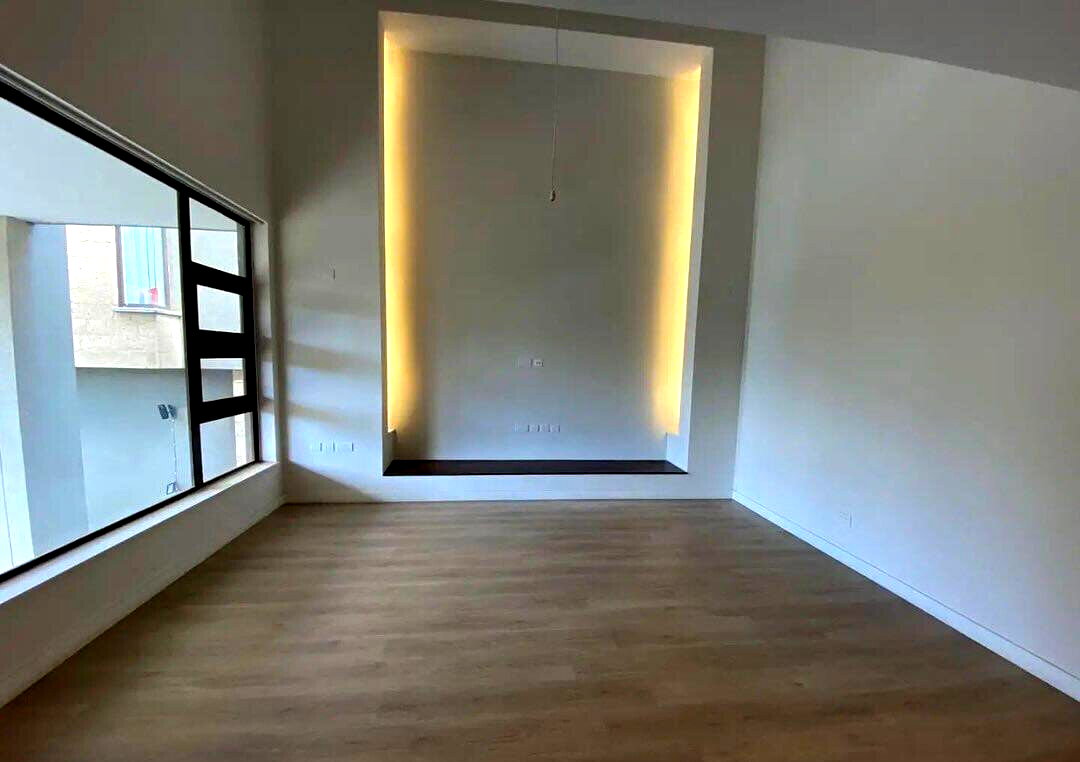 4-Ensuite Townhouse with Family Room & Backup Generator - Lavington