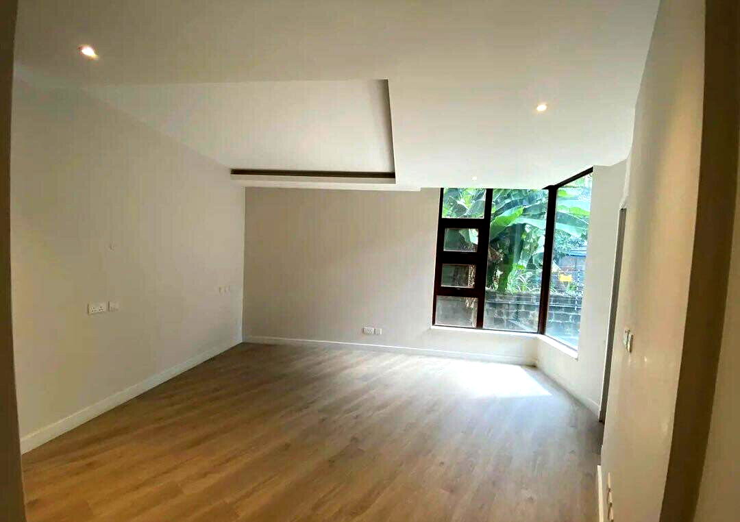 4-Ensuite Townhouse with Family Room & Backup Generator - Lavington
