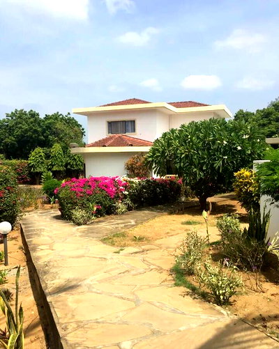 0.57 Acre Townhouse with Garden
