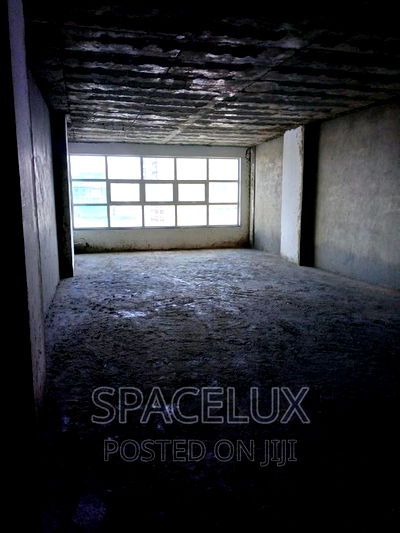 Grade a Executive Office 650sqft - Image 1