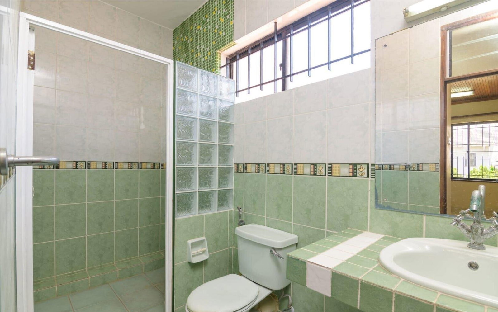 4BR Townhouse in Exclusive 4-Unit Gated Estate - Links Road, Nyali