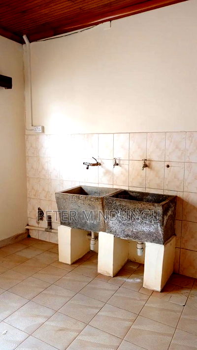 4bdrm Maisonette in Muthaiga North for rent - Image 6