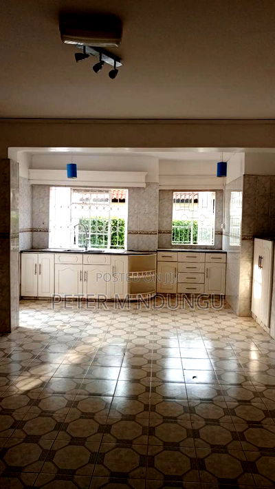 4bdrm Maisonette in Muthaiga North for rent - Image 13