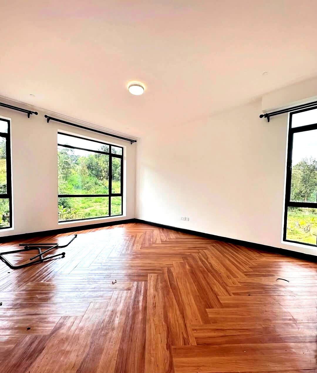 4BR Townhouse with Pool & Kids Play Area - Kirawa Rd, Kitisuru