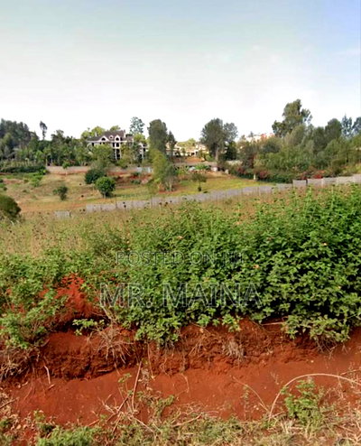 Prime 1 Acre Kingongo Area in Nyeri - Image 1