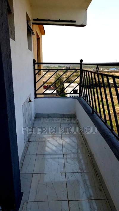 2bdrm Block of Flats in Kamakis for sale - Image 9