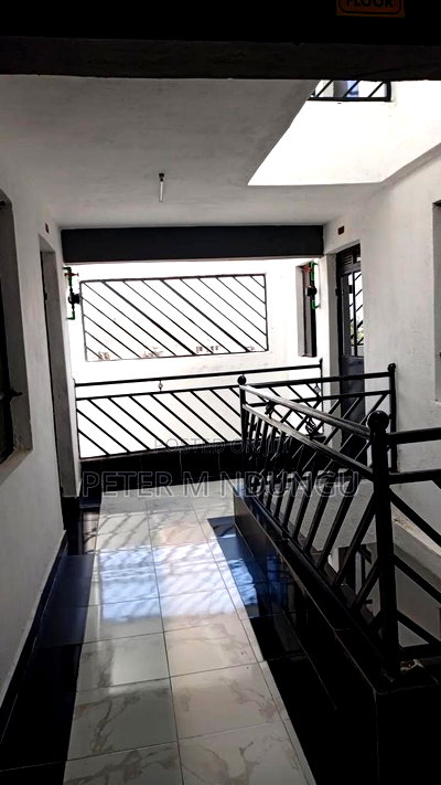 2bdrm Block of Flats in Kamakis for sale - Image 5