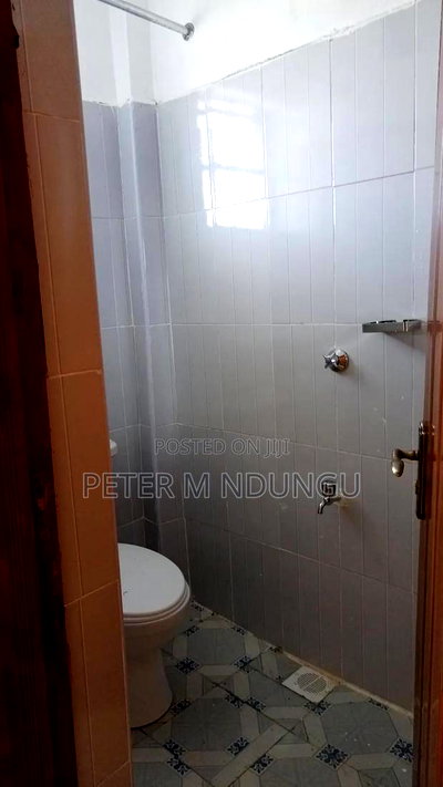 2bdrm Block of Flats in Kamakis for sale - Image 12