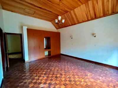 5bdrm Townhouse / Terrace in Hardly, Hardy for rent - Image 4