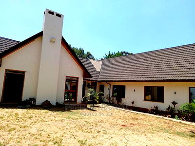 8bdrm Maisonette in Ridgeways for sale - Image 13