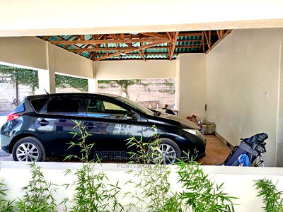 8bdrm Maisonette in Ridgeways for sale - Image 8