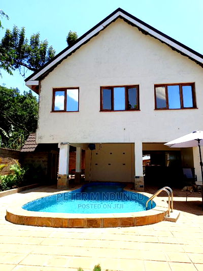 8bdrm Maisonette in Ridgeways for sale - Image 2