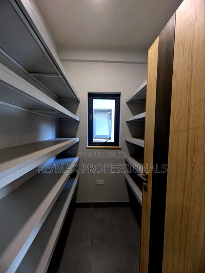 3bdrm Apartment in Kileleshwa for rent - Image 7