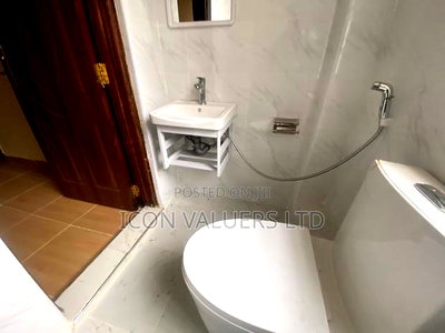5bdrm Maisonette in Safari Park, Roysambu for rent - Image 7