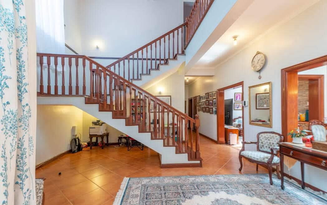 6-Bedroom Villa on 1 Acre with Lush Gardens – Karen Gated Community