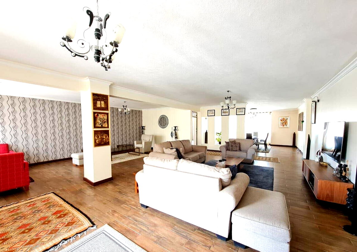 3BR Serene Apartment with Gym, Pool & Rooftop Terrace - Westlands