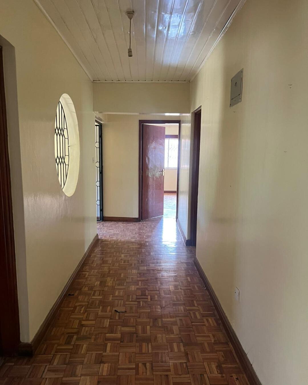 5-Bed Townhouse with Pool & Green Views - Lavington