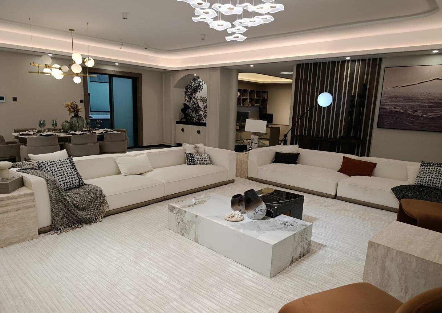 5BR All-Ensuite with Private Lift & 3 Balconies - Kileleshwa