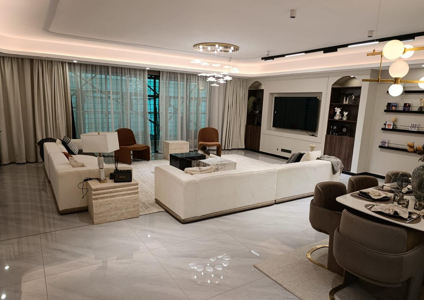 5BR All-Ensuite with Private Lift & 3 Balconies - Kileleshwa