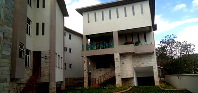 4-Ensuite Townhouse with Cinema & Lift - Spring Valley