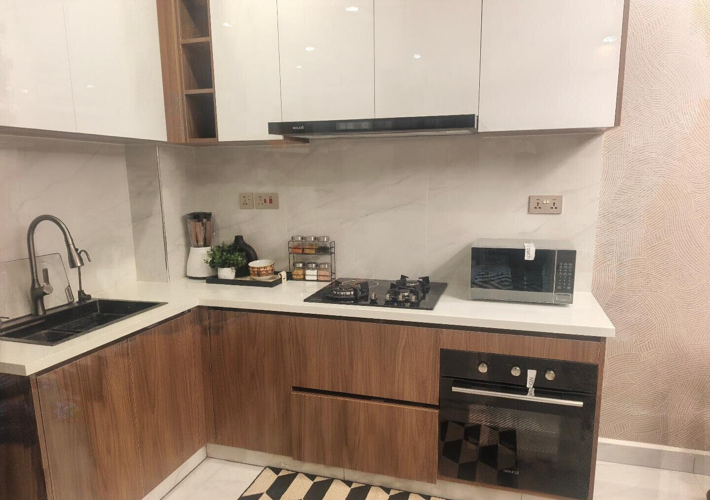 1BR En-Suite with Pool & Gym in Westlands - KES 8.35M