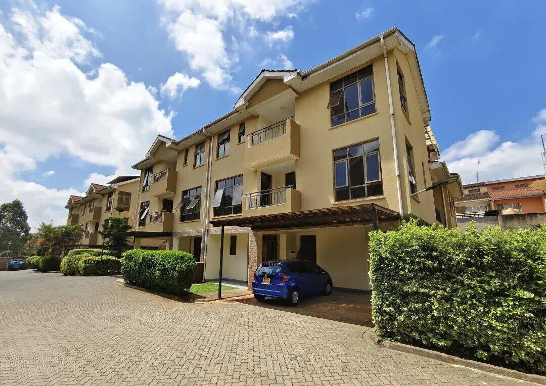 5-Ensuite Townhouse with Family Room & Pool Access - Lavington