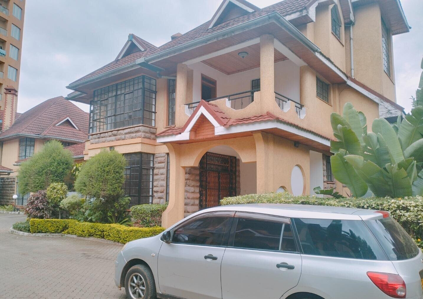 5BR All-Ensuite Townhouse in Gated Compound - Kileleshwa