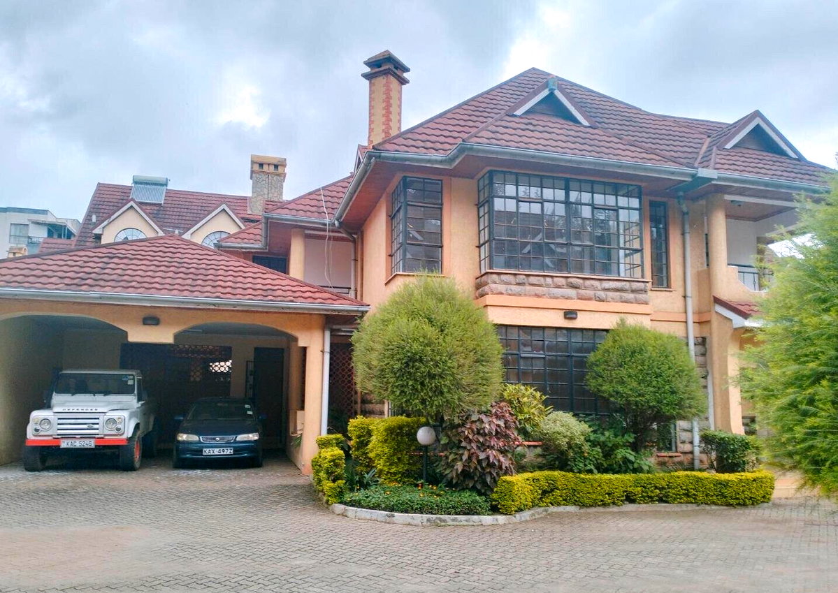 5BR All-Ensuite Townhouse in Gated Compound - Kileleshwa