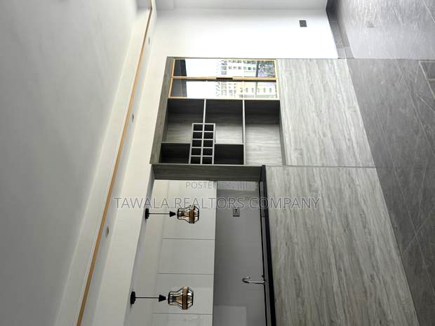 2bdrm Apartment in Argwings Yaya Area, Kilimani for rent