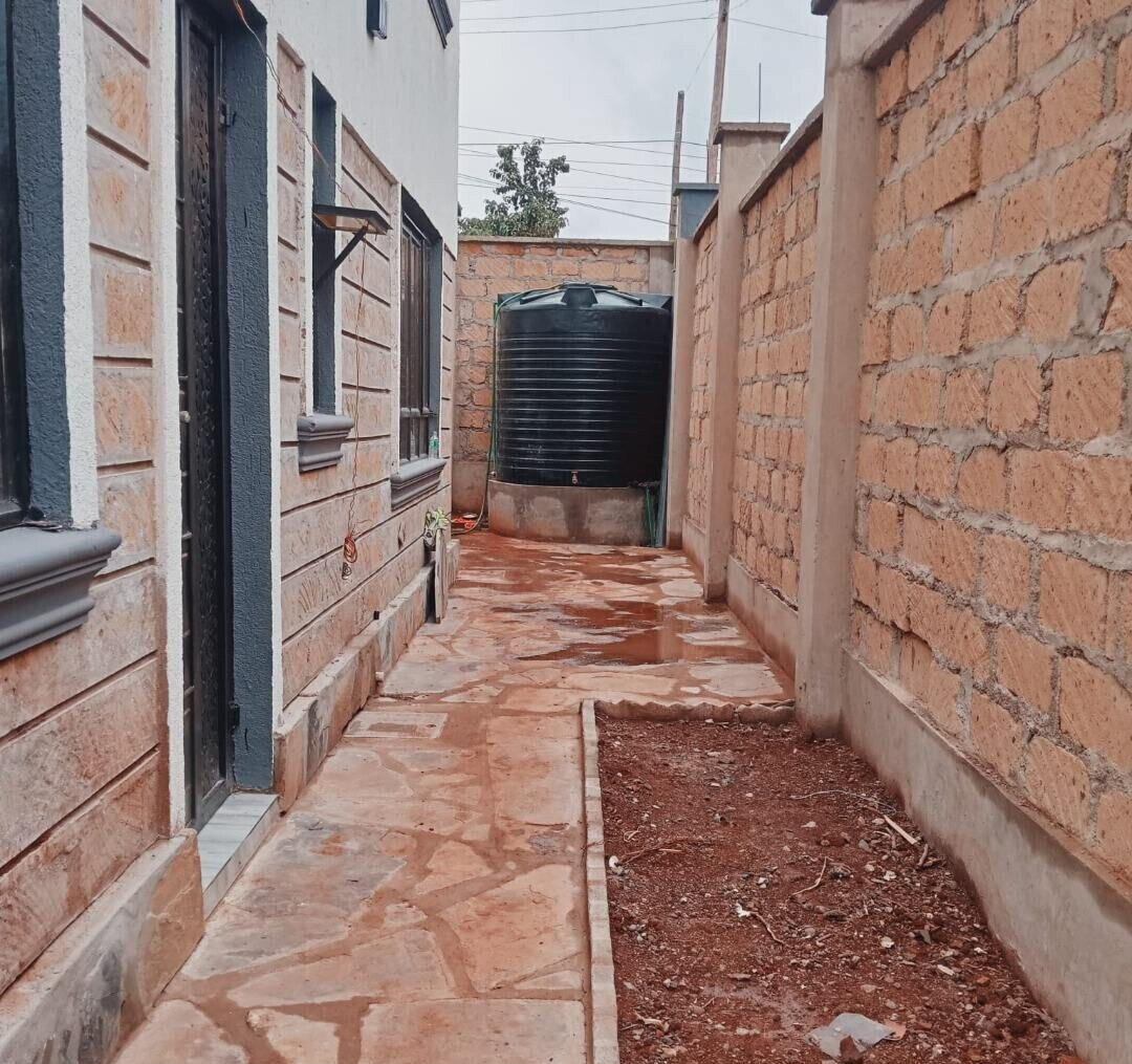 4BR All-Ensuite Maisonette in Gated Community of 6 - Kibiku