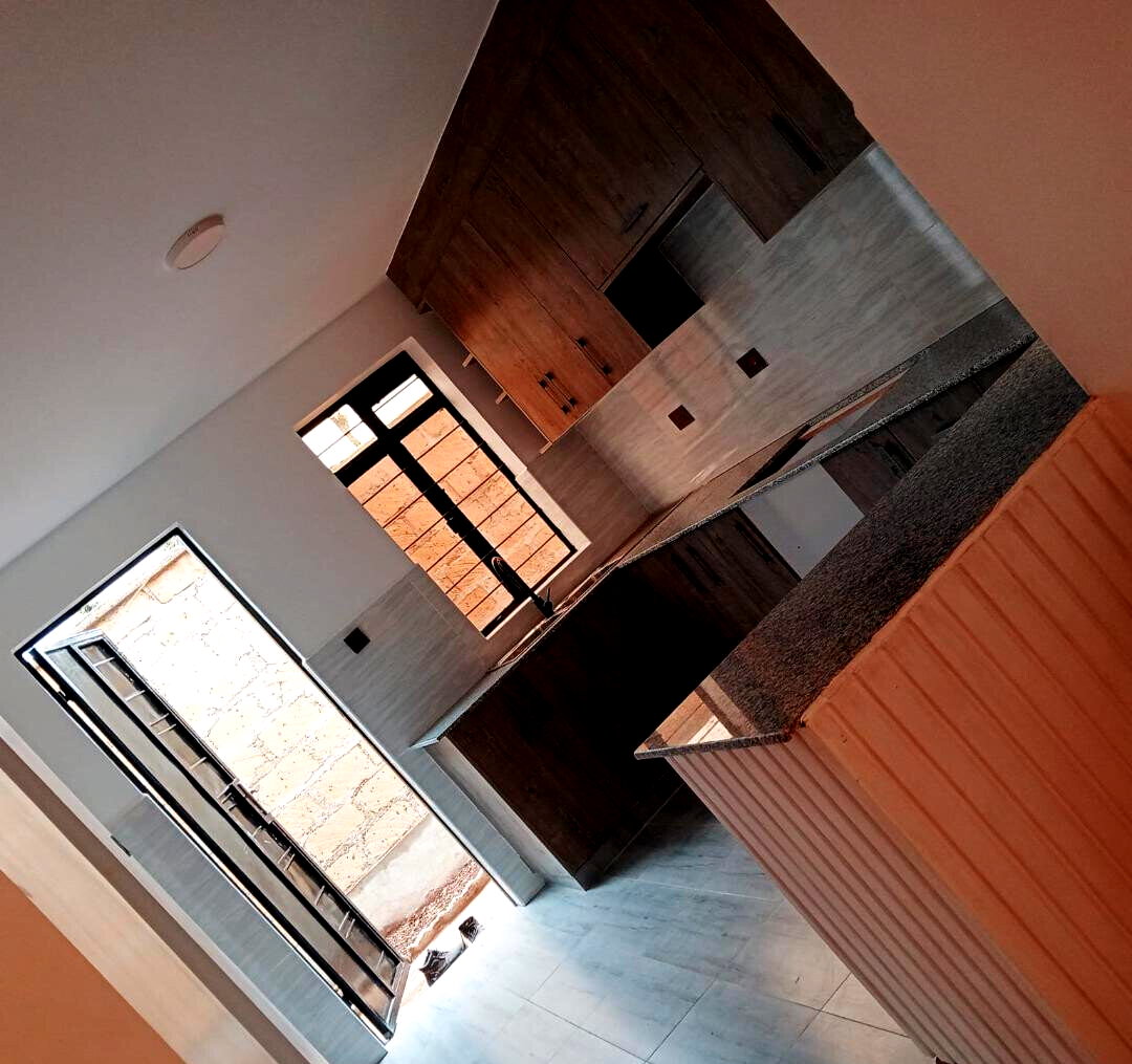 4BR All-Ensuite Maisonette in Gated Community of 6 - Kibiku